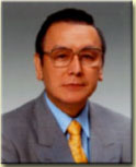 会長 江崎 哲雄